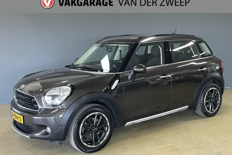 MINI Countryman (2016)