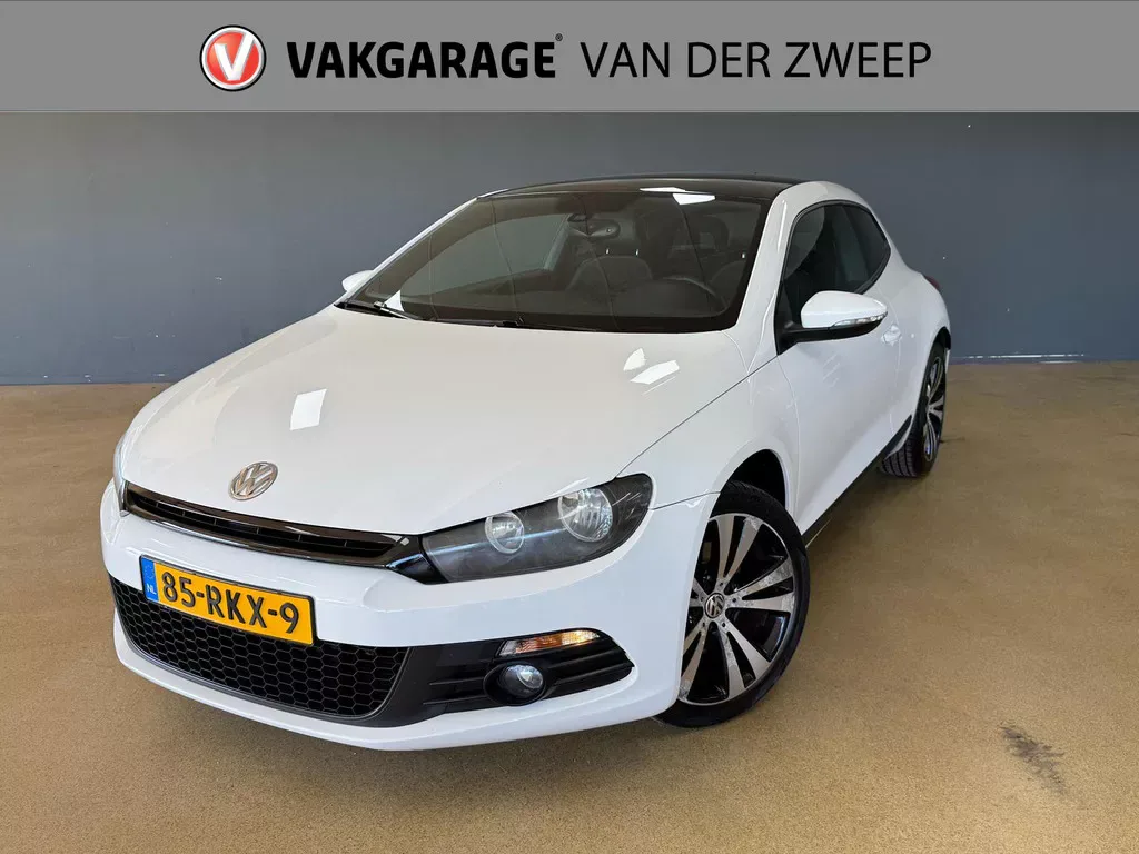 Volkswagen Scirocco (2011) — foto 1