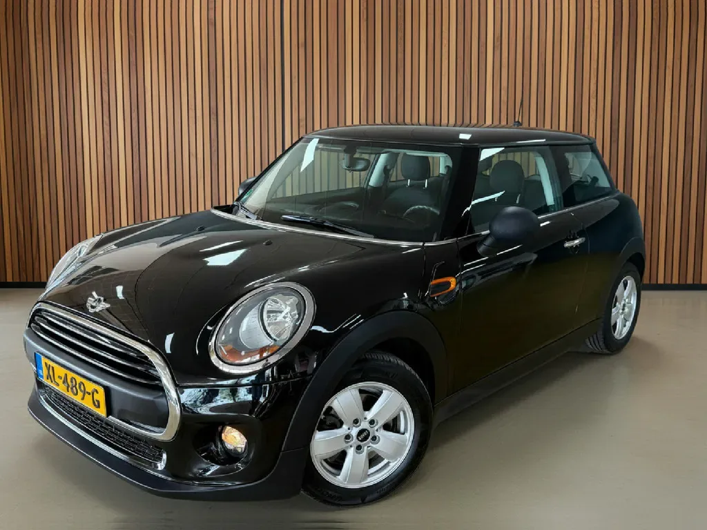 MINI One (2015) — foto 1
