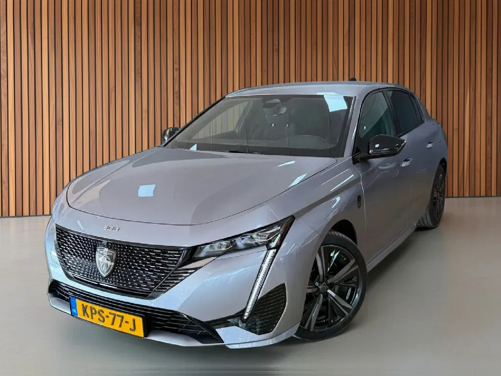 Peugeot 308 (2022) — foto 1