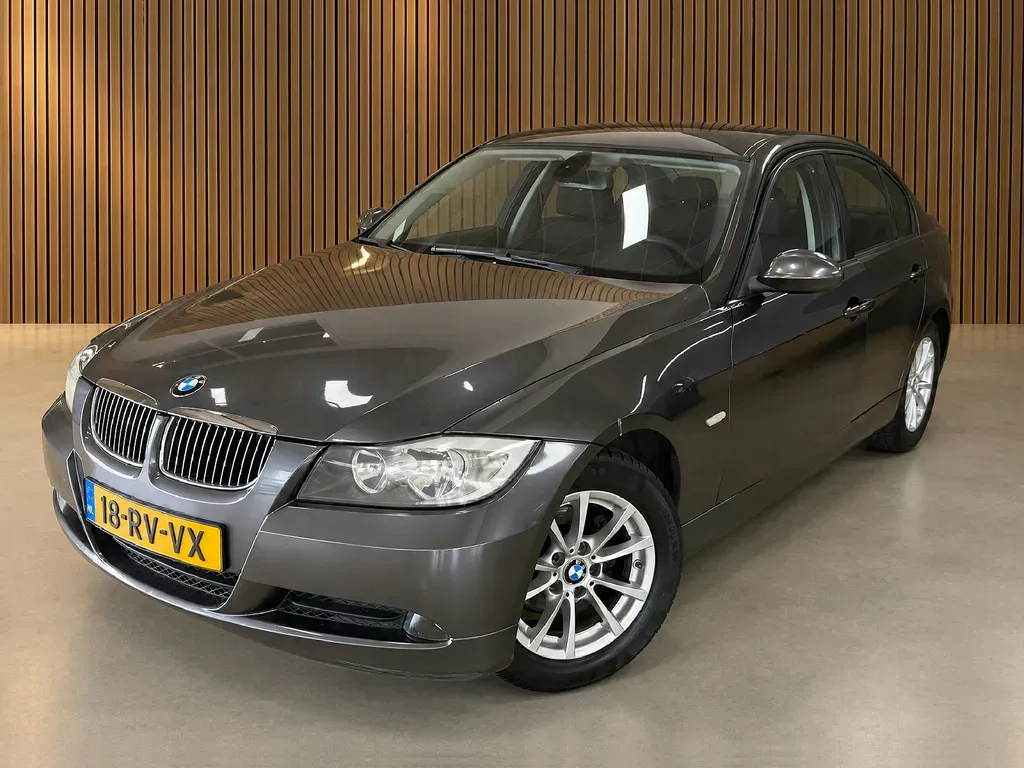 BMW 3-Serie (2005) — foto 1