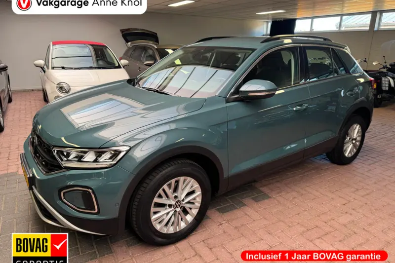 Volkswagen T-Roc (2023)