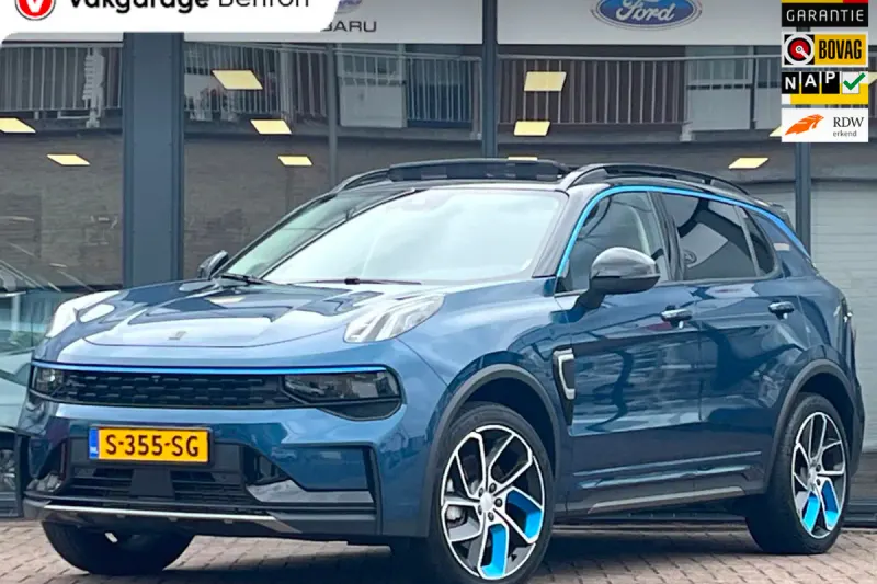 Lynk & Co 01 (2023)
