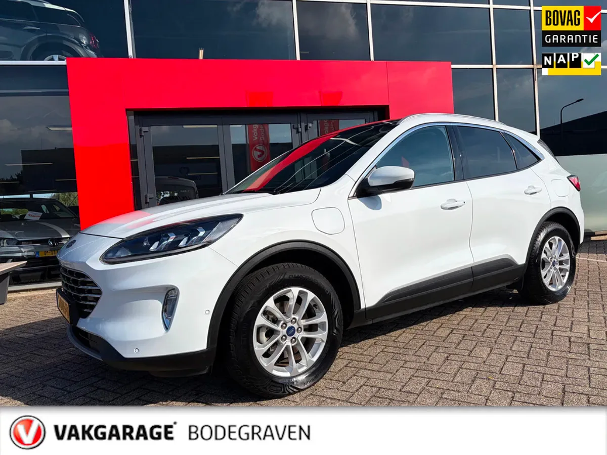 Ford Kuga (2023) — foto 1