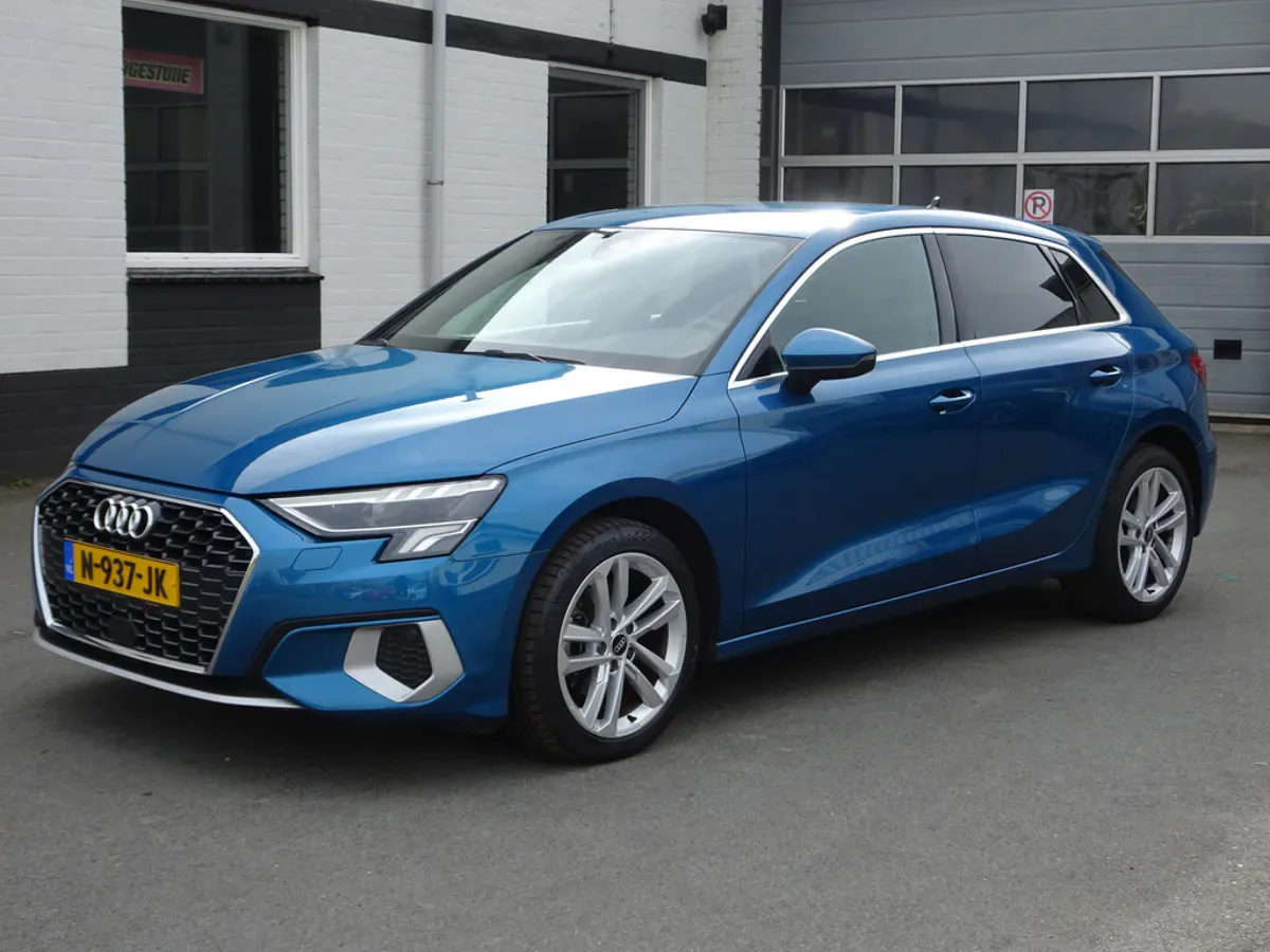 Audi A3 (2021) — foto 1