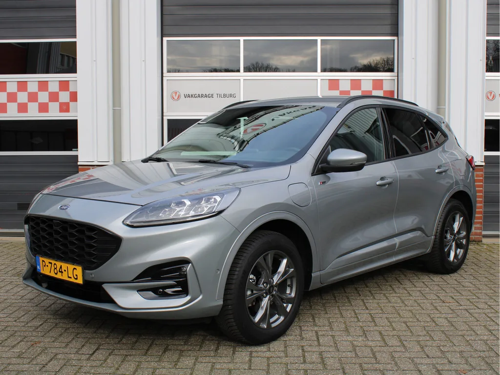 Ford Kuga (2022) — foto 1