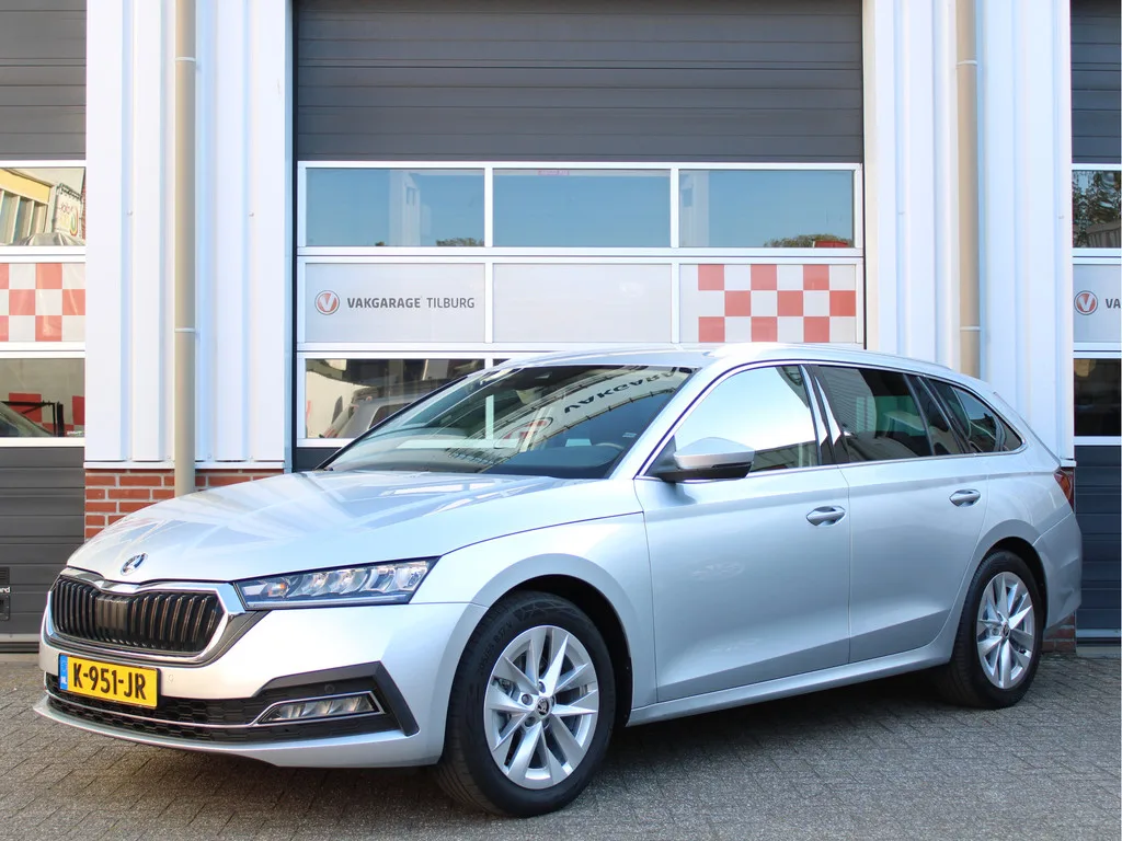Škoda Octavia (2021) — foto 1