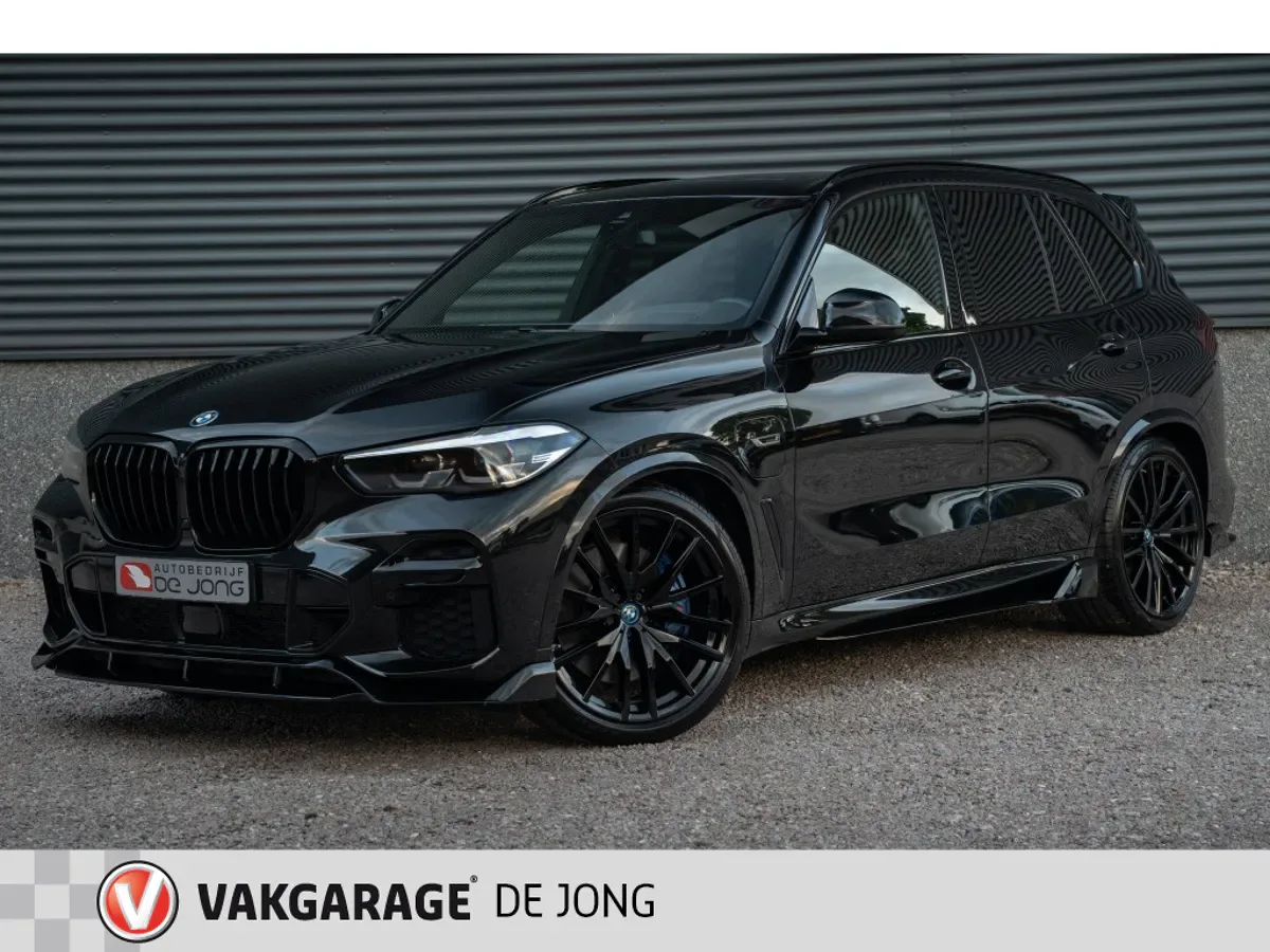 BMW X5 (2022) — foto 1