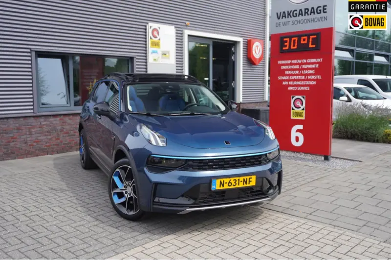 Lynk & Co 01 (2021)