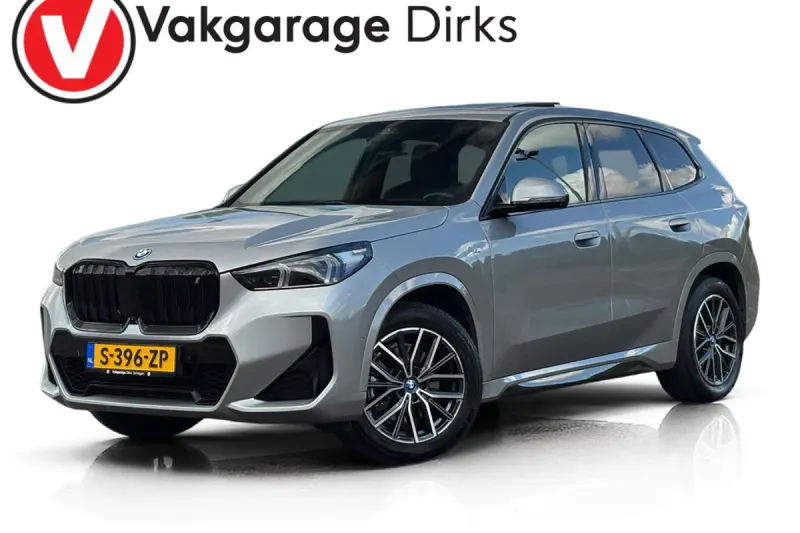 BMW iX1 (2023)