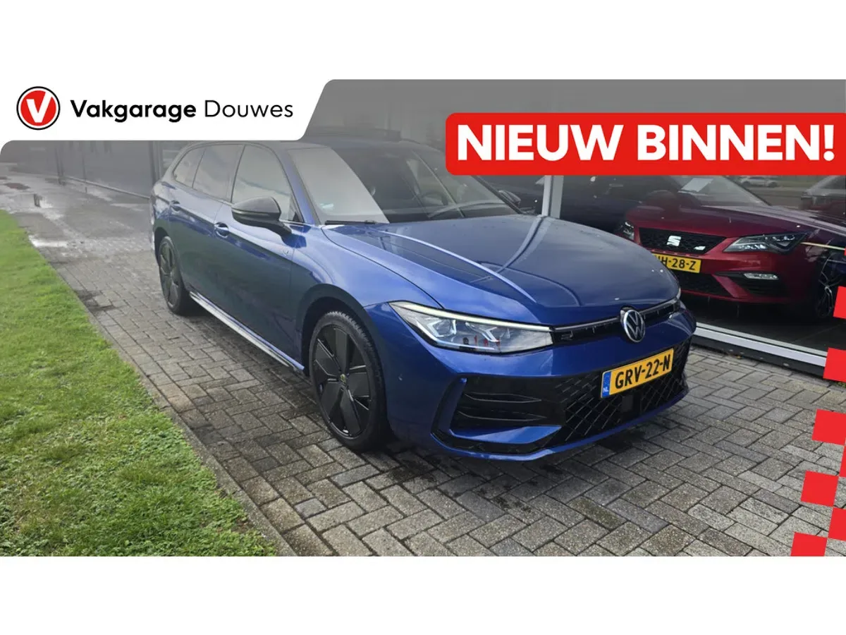 Volkswagen Passat (2024) — foto 1