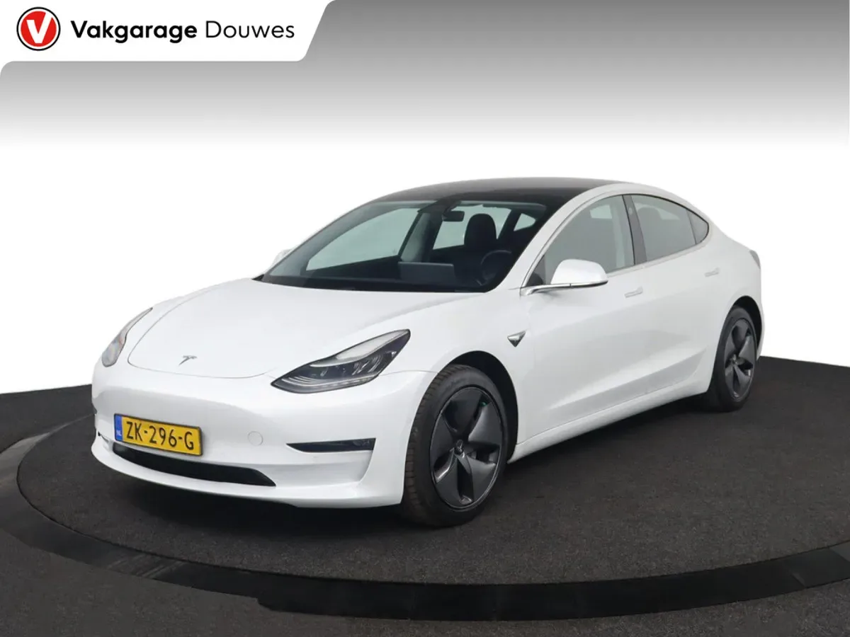 Tesla Model 3 (2019) — foto 1