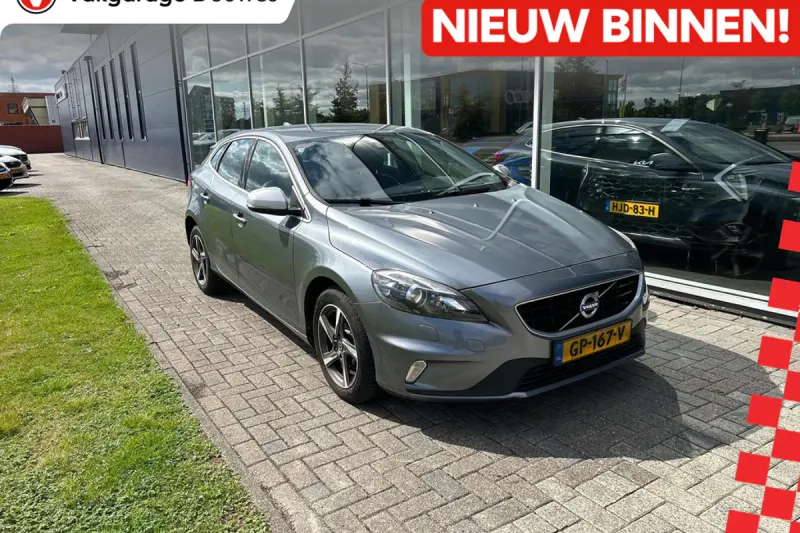 Volvo V40 (2015)