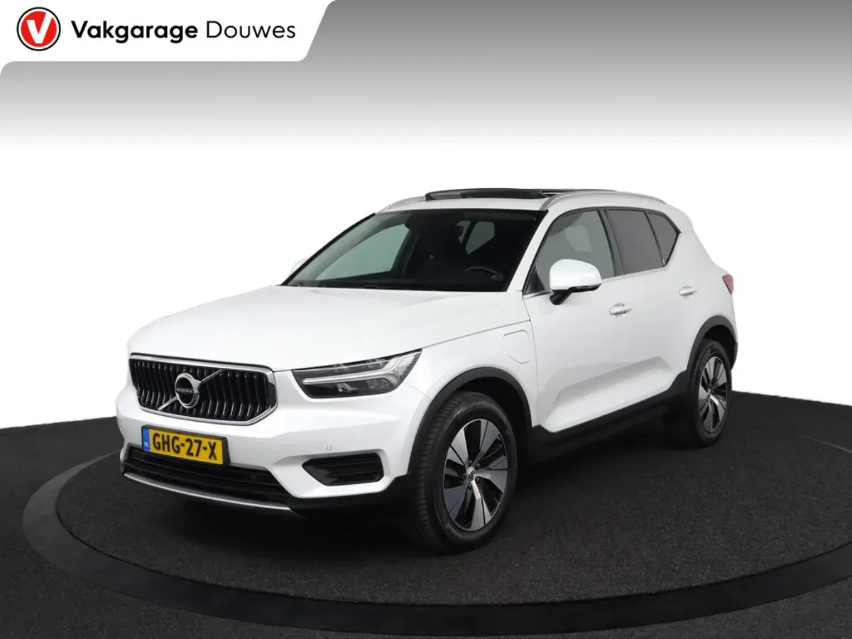 Volvo XC40 (2021) — foto 1