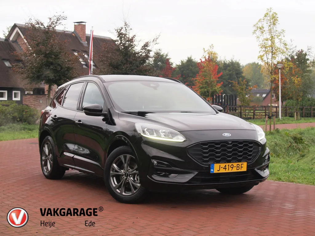 Ford Kuga (2020) — foto 1
