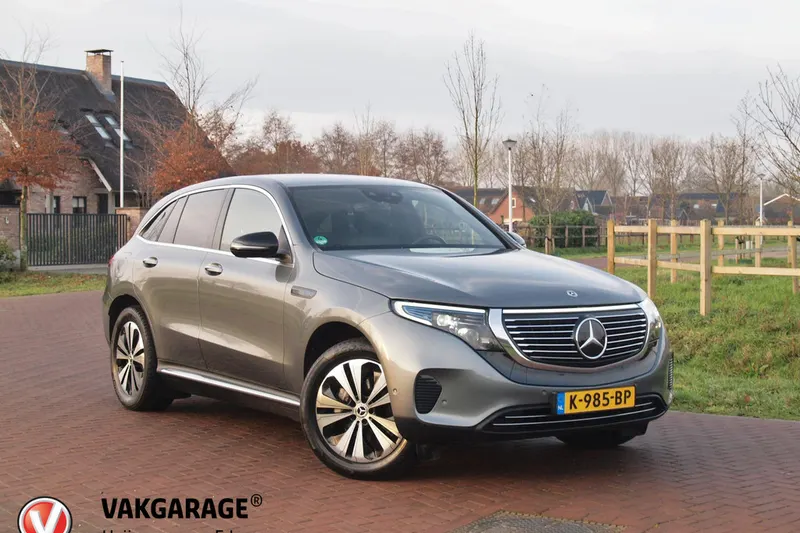 Mercedes-Benz EQC (2020)