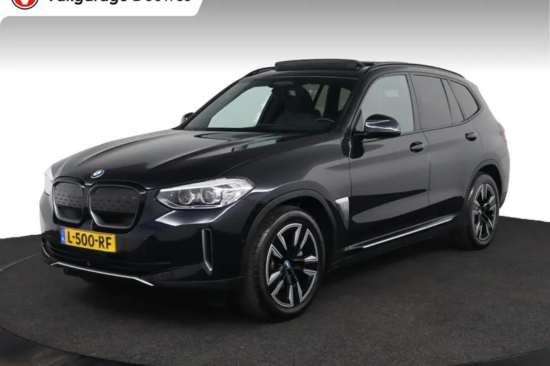 BMW iX3 (2021)
