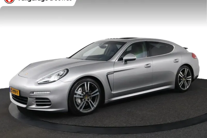 Porsche Panamera (2015)