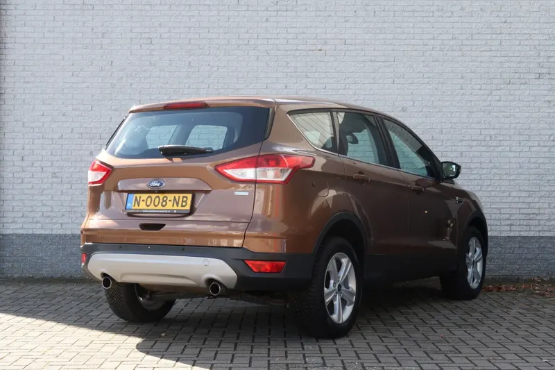 Ford Kuga (2013)