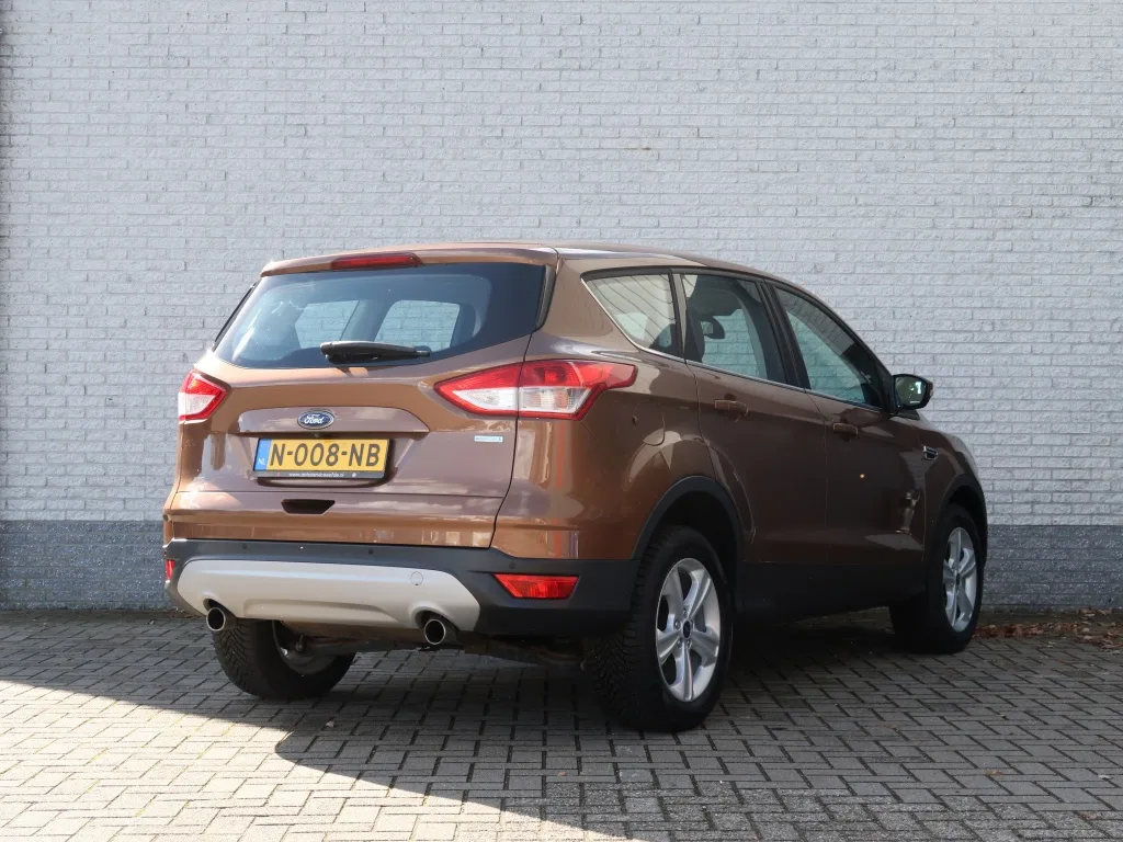 Ford Kuga (2013) — foto 1