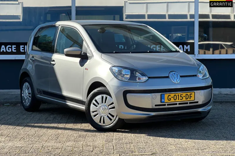 Volkswagen Up! (2015)