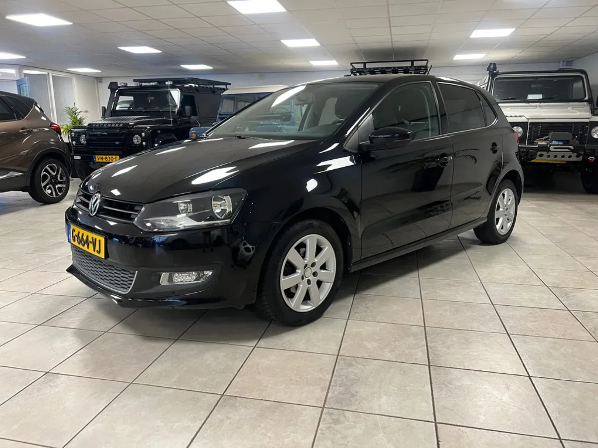 Volkswagen Polo (2010) — foto 1