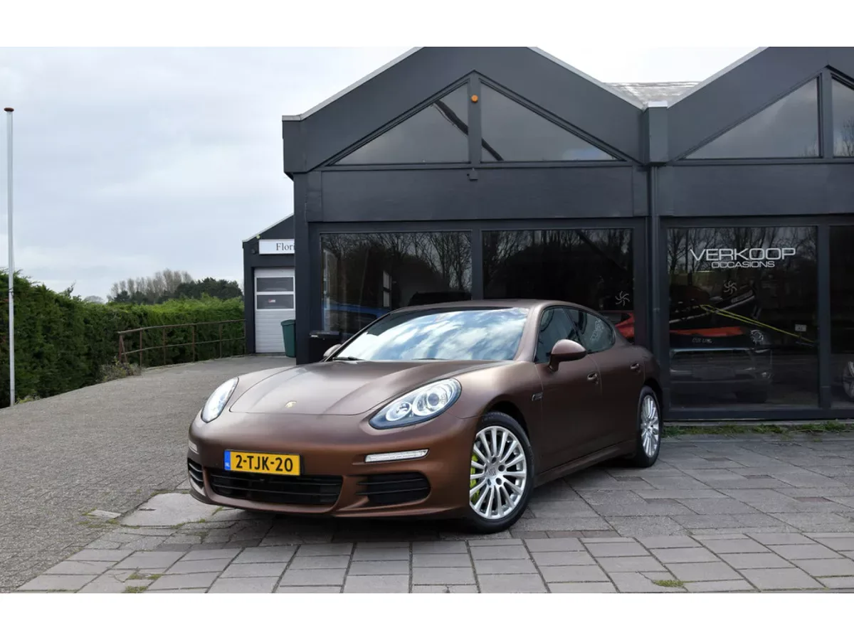 Porsche Panamera (2014) — foto 1