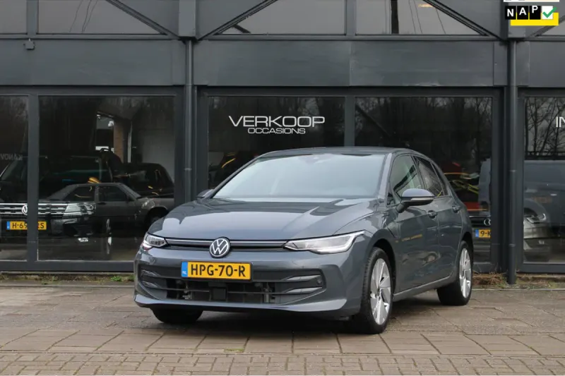 Volkswagen Golf (2025)