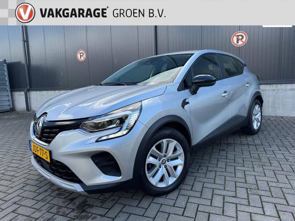 Renault Captur (2022) — foto 1