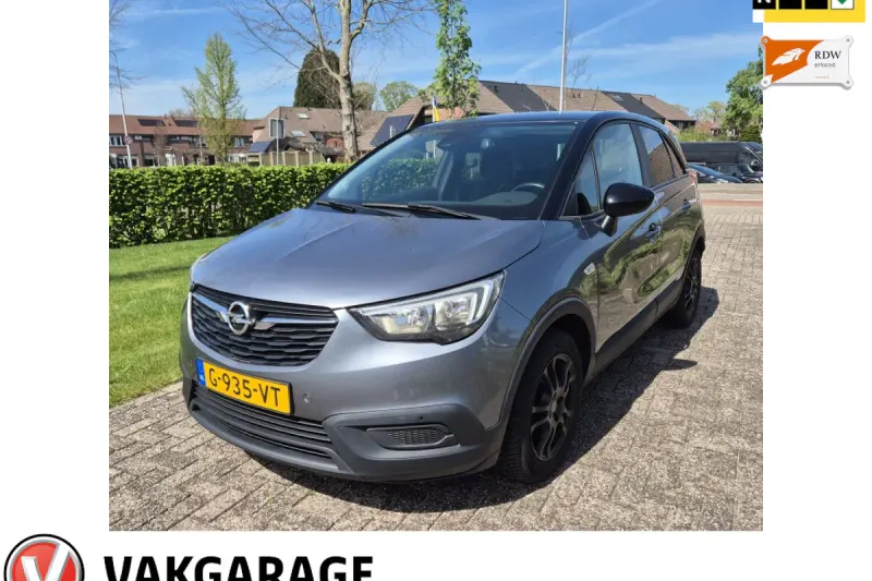 Opel Crossland X (2017)