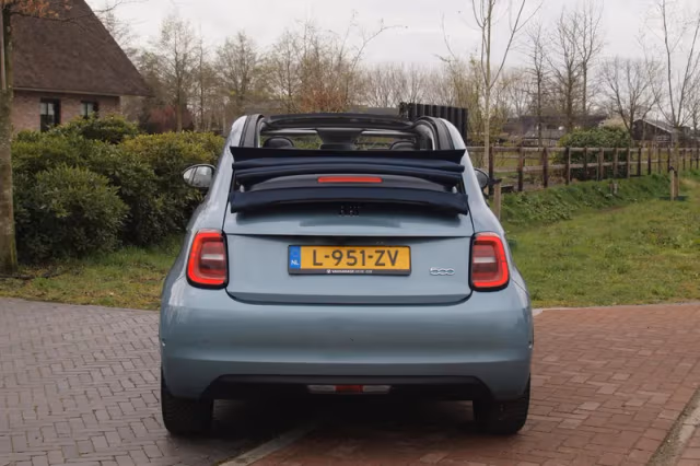 Fiat 500C (2021) thumbnail 11