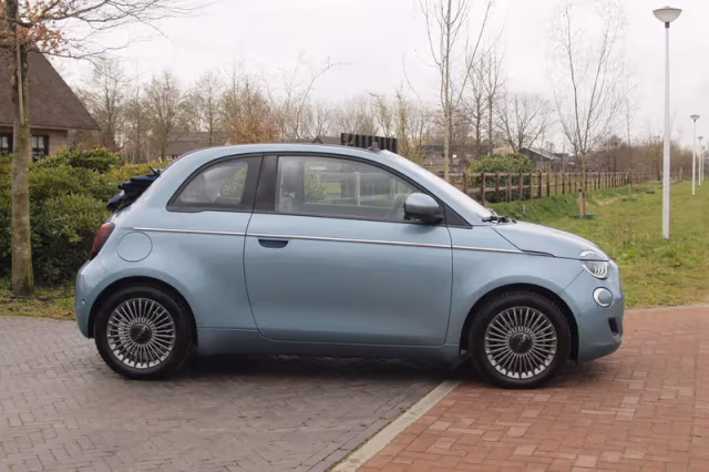Fiat 500C (2021) thumbnail 13