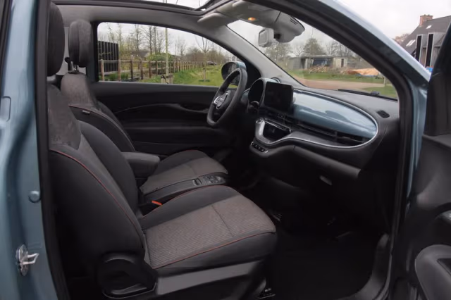 Fiat 500C (2021) thumbnail 20