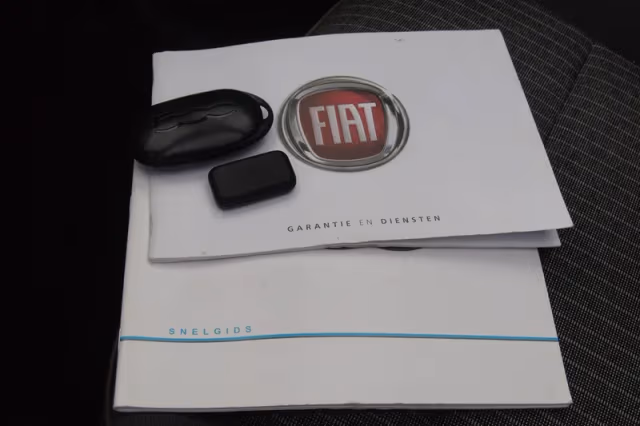 Fiat 500C (2021) thumbnail 35