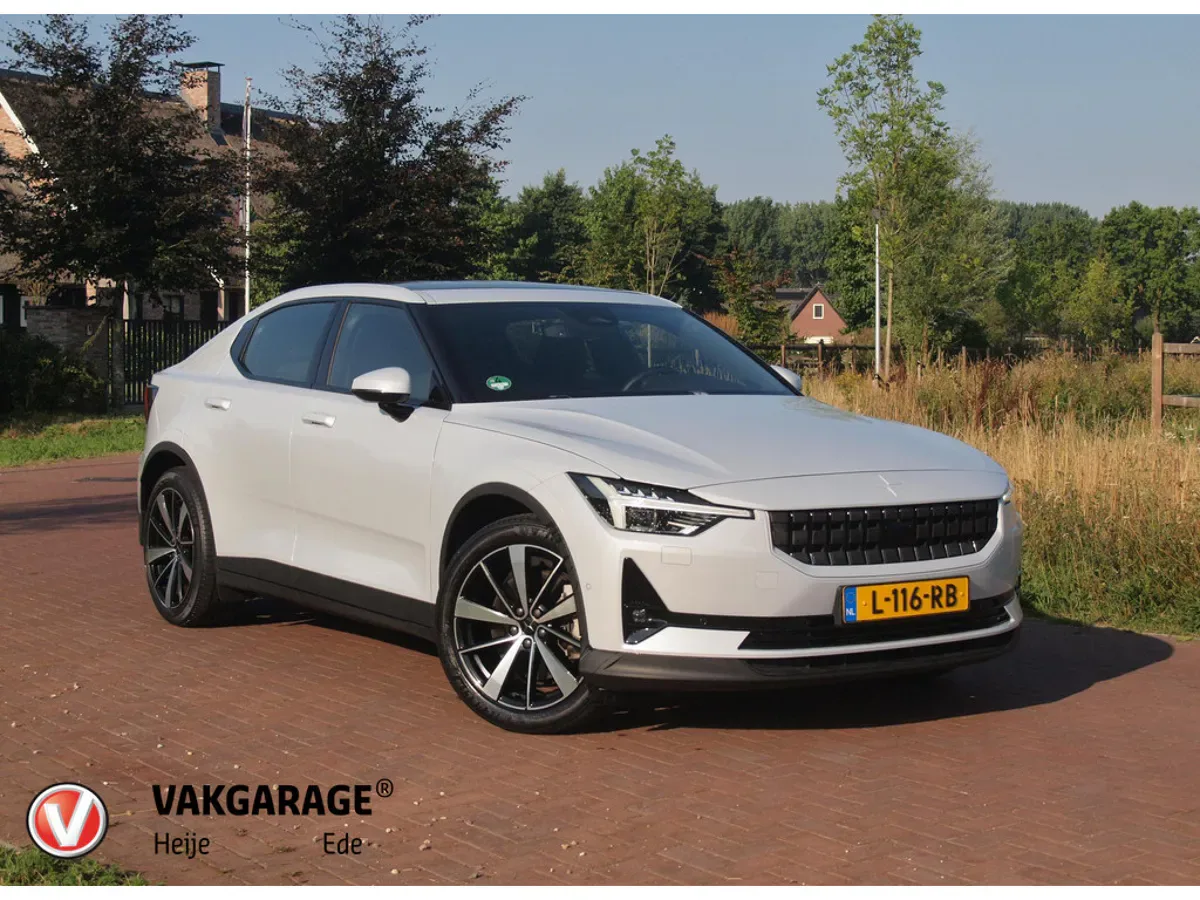 Polestar 2 (2021) — foto 1