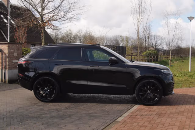 Land Rover Range Rover Velar (2018) thumbnail 13