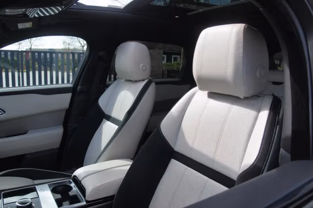 Land Rover Range Rover Velar (2018) thumbnail 15