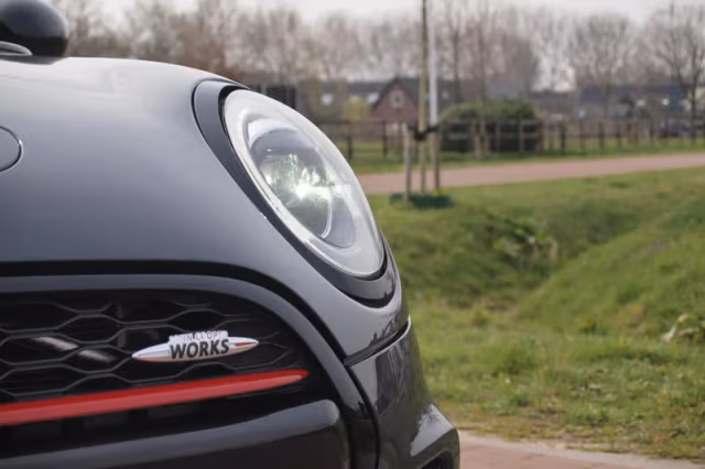 MINI Cooper (2015) thumbnail 13