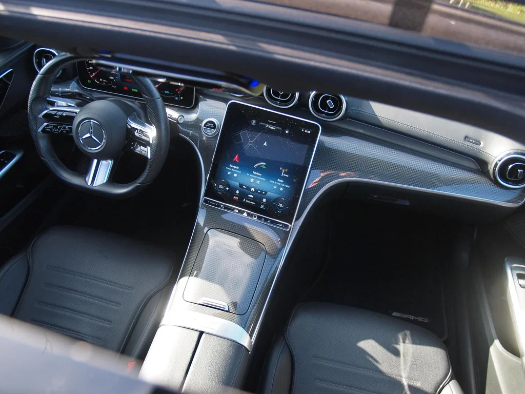 Mercedes-Benz C-Klasse (2022) — foto 1