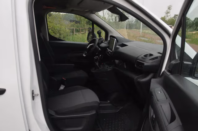 Peugeot Partner (2020) thumbnail 14
