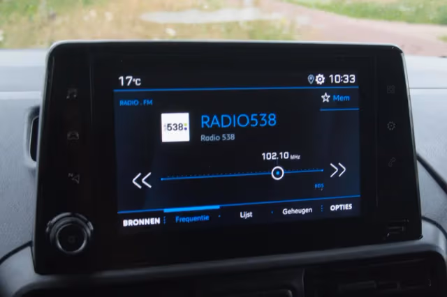Peugeot Partner (2020) thumbnail 18