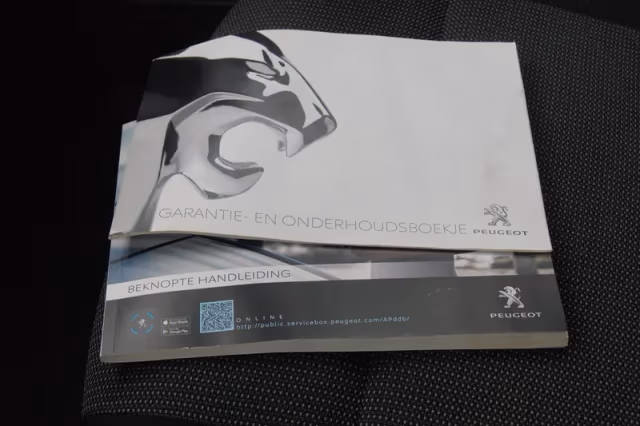 Peugeot Partner (2020) thumbnail 25