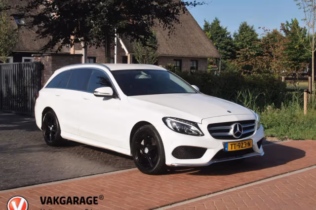 Mercedes-Benz C-Klasse (2016) thumbnail 2