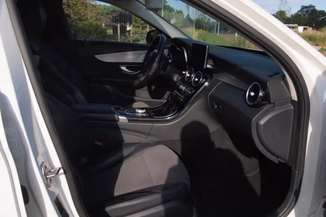 Mercedes-Benz C-Klasse (2016) thumbnail 12