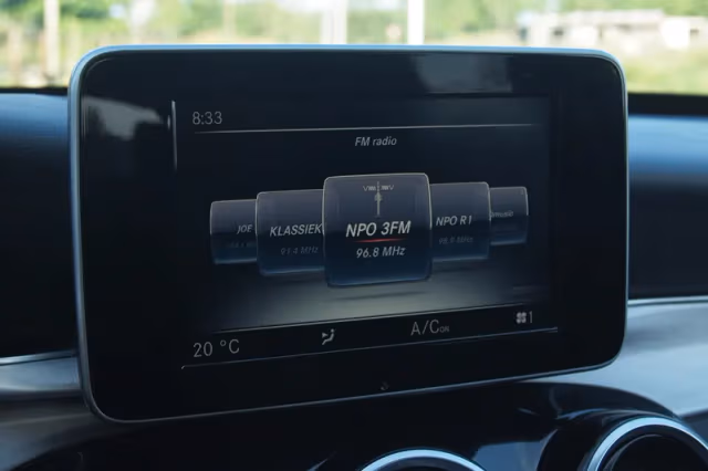 Mercedes-Benz C-Klasse (2016) thumbnail 17