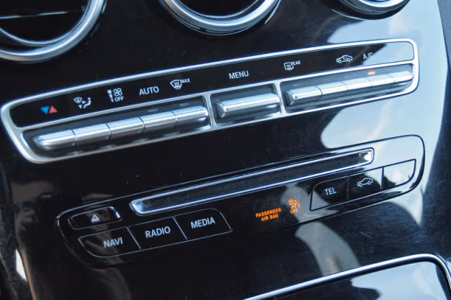 Mercedes-Benz C-Klasse (2016) thumbnail 20
