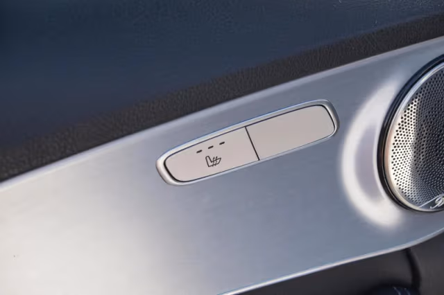 Mercedes-Benz C-Klasse (2016) thumbnail 23