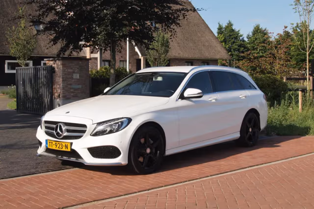 Mercedes-Benz C-Klasse (2016) thumbnail 6
