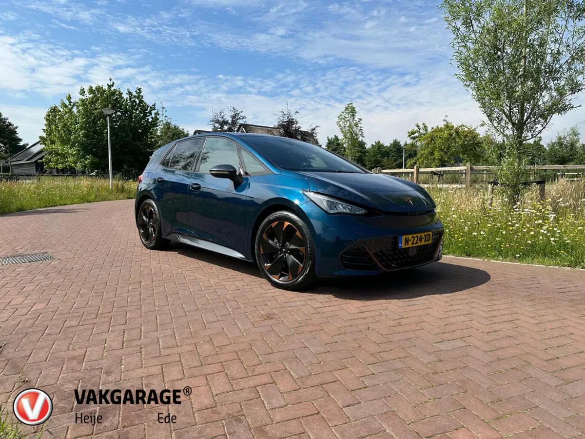 CUPRA Born (2021) — foto 1