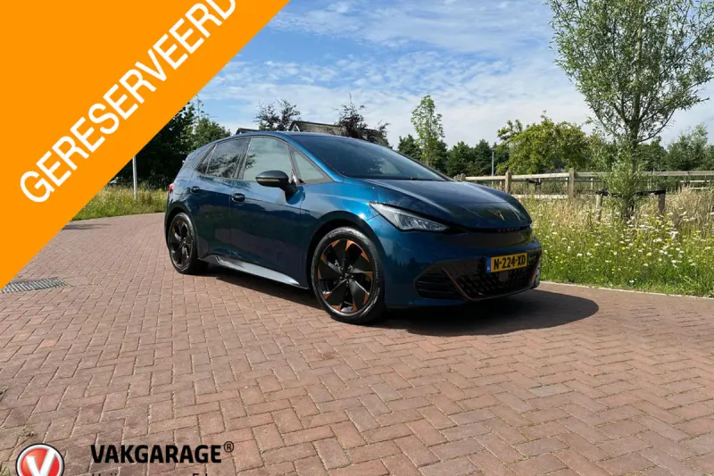 CUPRA Born (2021)